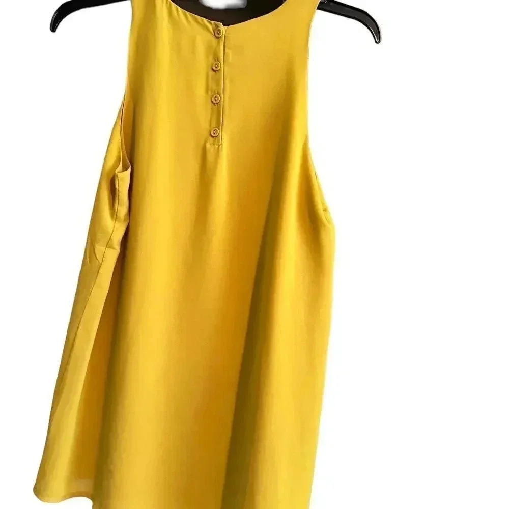 Gorgeous, yellow Sleeveless, a Chiffon top - Picture 3 of 5